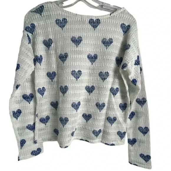 Aeropostale Women's M White Blue Heart  Pullover Sweater Solid Pattern - Picture 7 of 8